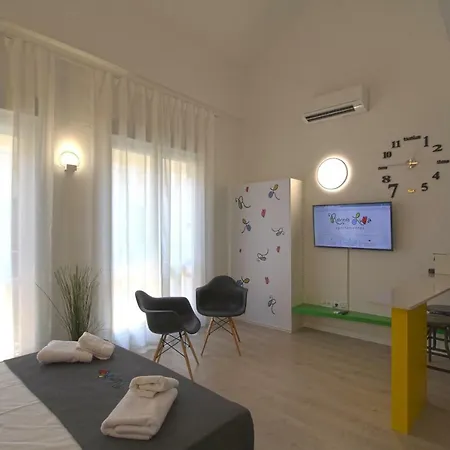 Apartamentos Romero Luna Malaga Exterior photo