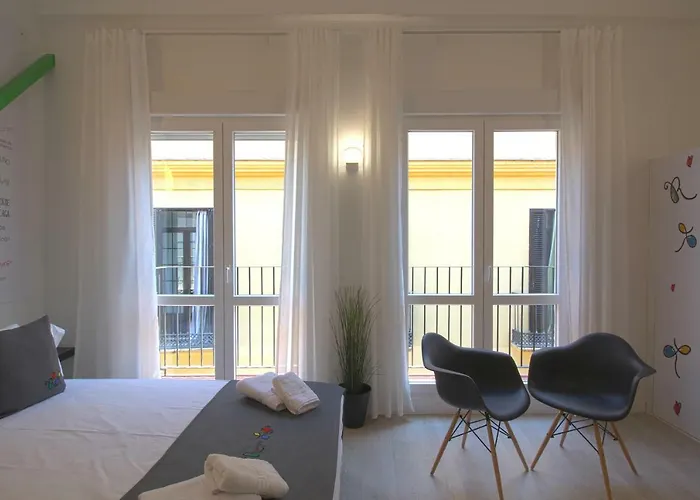 Apartamentos Romero Luna